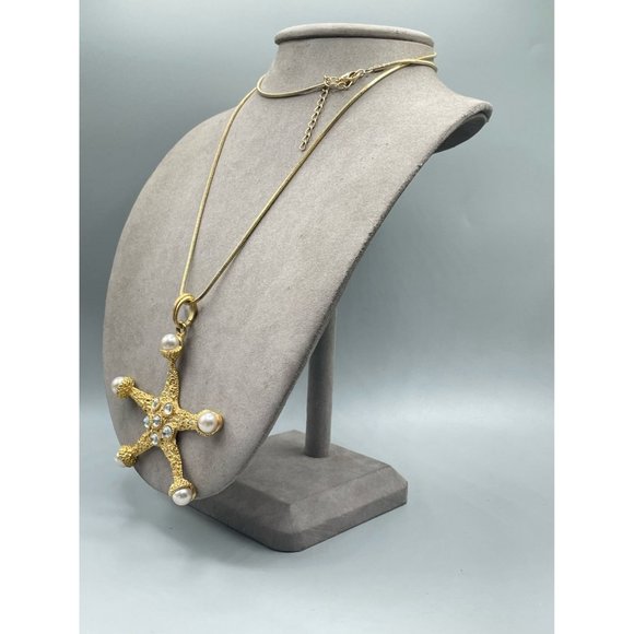 Vintage Signed CRAFT Seastar Necklace Starfish Gold Tone w Pearls & Rhinestones - Picture 8 of 15